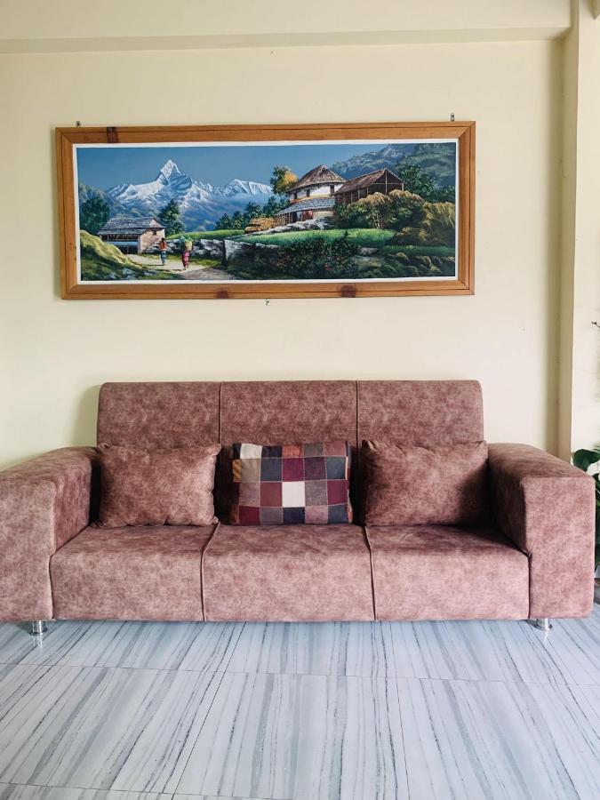 Hotel October Inn Pokhara Ngoại thất bức ảnh